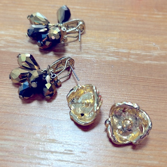 Vintage earrings crystals and pearls with gold plated bundle - Picture 5 of 5